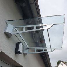 Vordach mit Glas